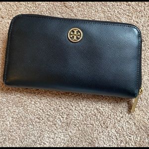 Tory Burch long black wallet